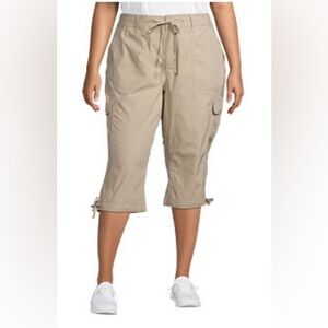 St. John’s Bay Medium Wash Denim-Look Cropped Cargo Pants - 16W